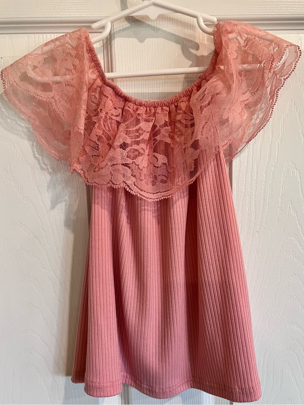 Girls Lace Ruffle Off-Shoulder Dress in Dusty Pink